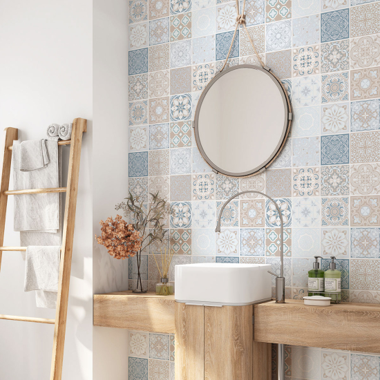 Alzatina adesiva per bagno - Motivo piastrelle di cemento